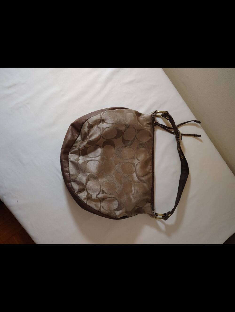 Coach - Picture 2 of 10